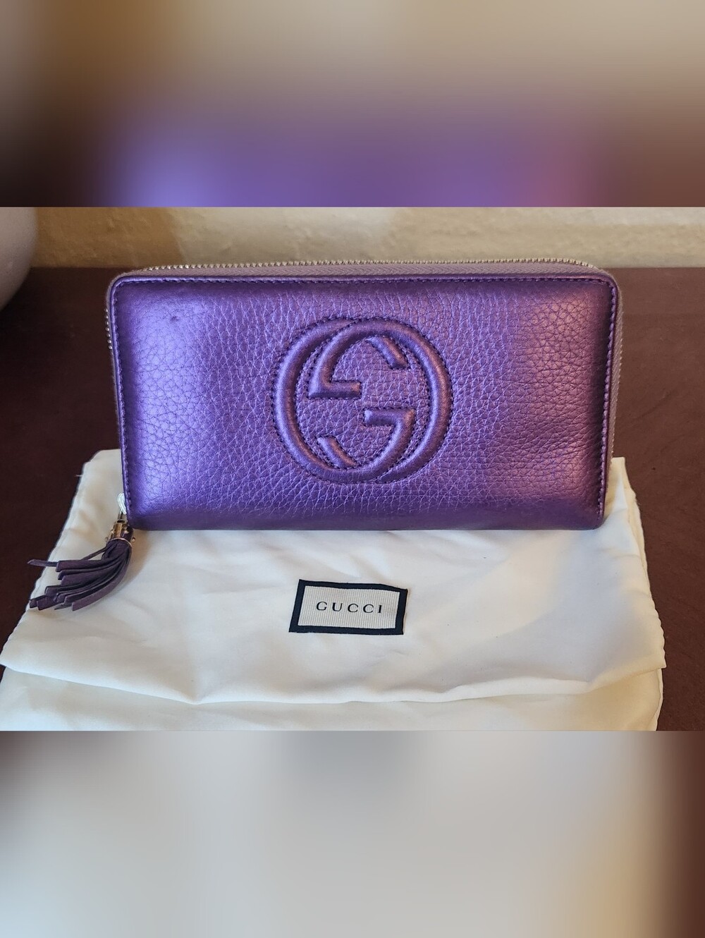 Gucci Soho Interlocking GG Metallic Purple Leather Zippered Wallet